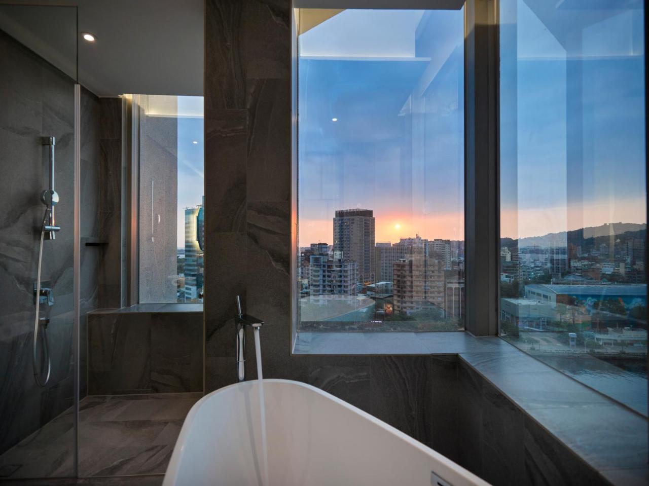 Harbour 10 Hotel Cao Hùng Ngoại thất bức ảnh